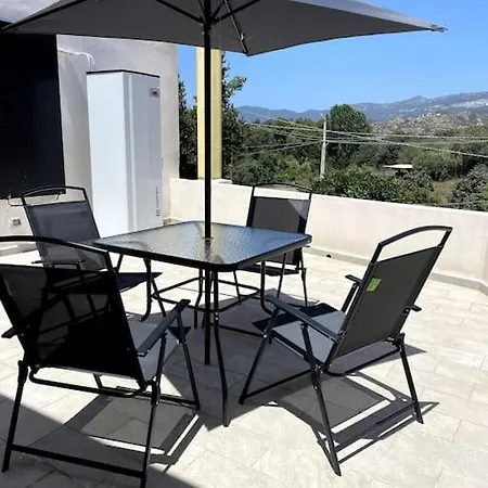 Apartment I Tre