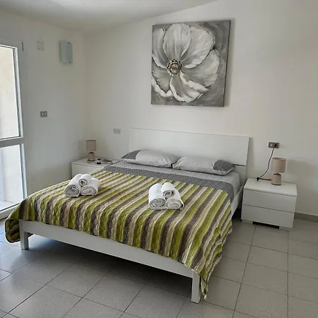 Apartment I Tre